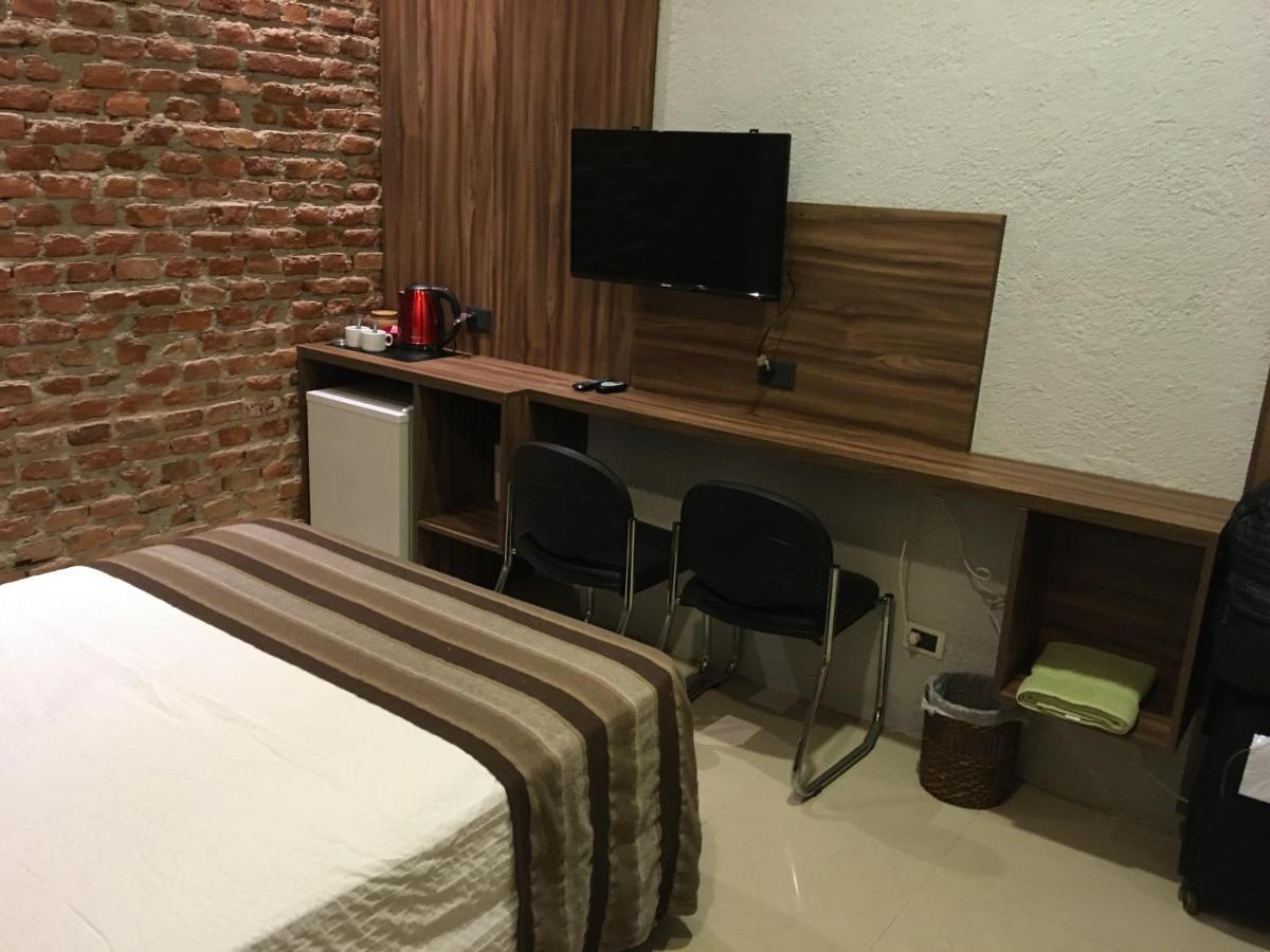 Complejo Las Rosas Appartamento Villa Allende Esterno foto